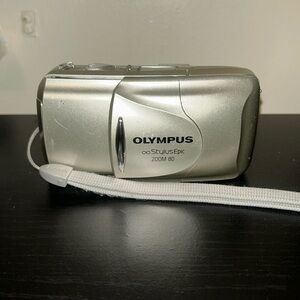 Olympus stylus zoom 80 film camera